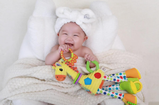 邹平宝宝为什么会吐奶 邹平宝宝为什么会吐奶